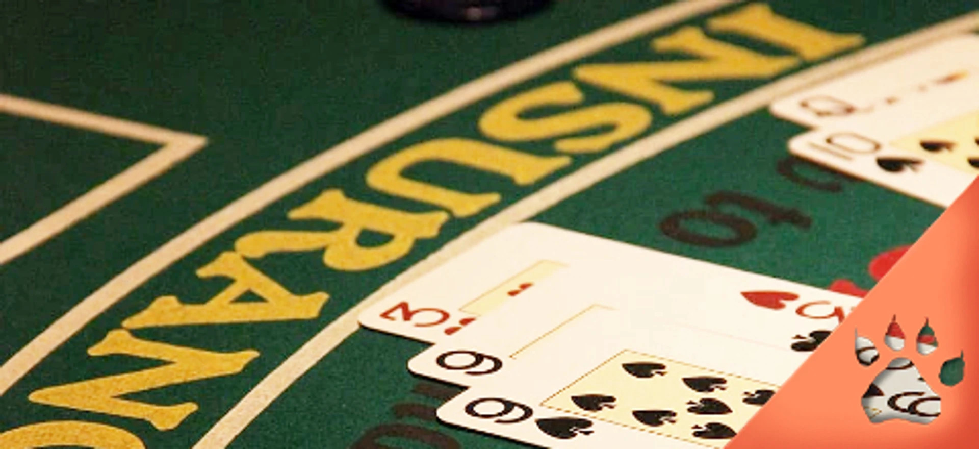 Blackjack-kort og spillebord